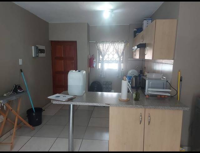 2 BEDROOM APARTMENT FOR SALE IN RICHARDS BAY CENTRAL